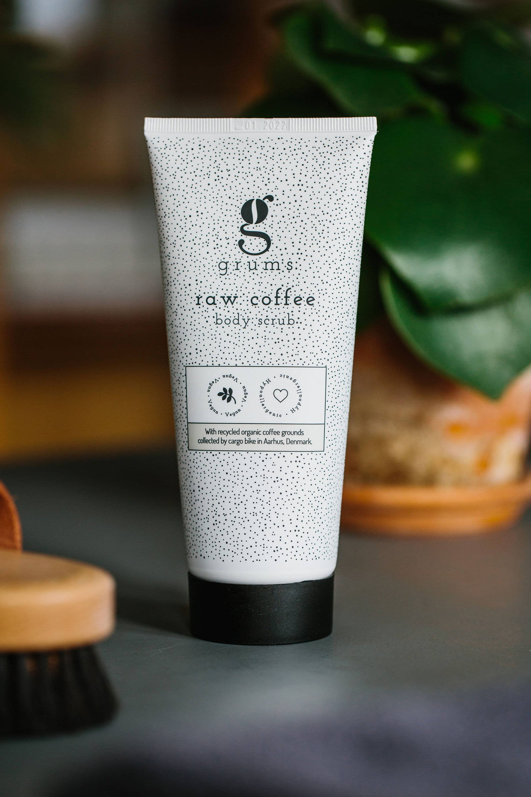 Raw Coffee Body Scrub - made from upcycled coffee